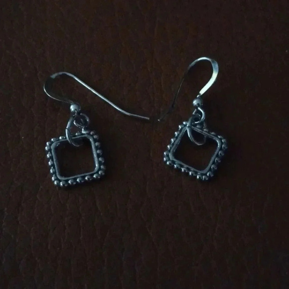 💙🌹 SILVER earrings - Picture 4 of 4